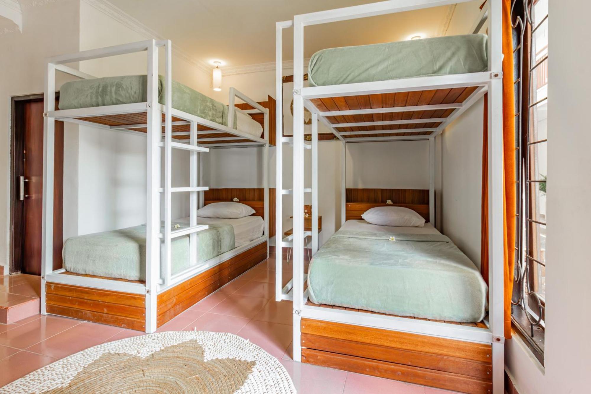 Capital O 93944 Geweka Homestay Jimbaran Eksteriør billede